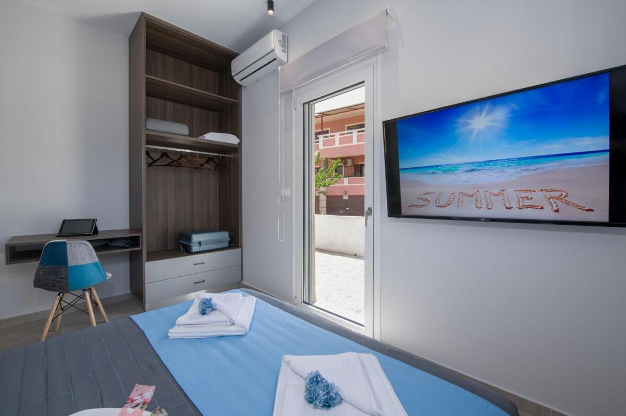 Luxury Villa Eva-Mari With Jacuzzi, 50M From The Beach Stalos Exterior foto