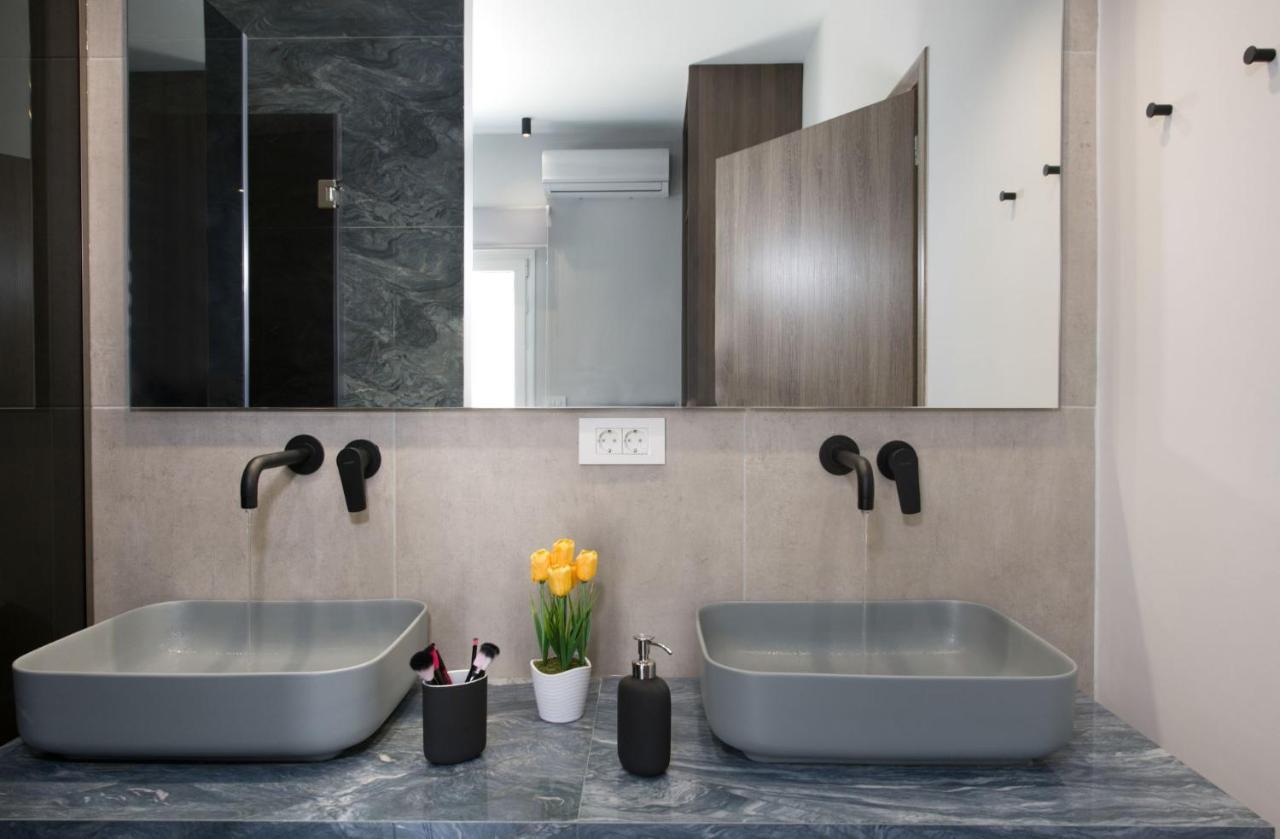 Luxury Villa Eva-Mari With Jacuzzi, 50M From The Beach Stalos Exterior foto