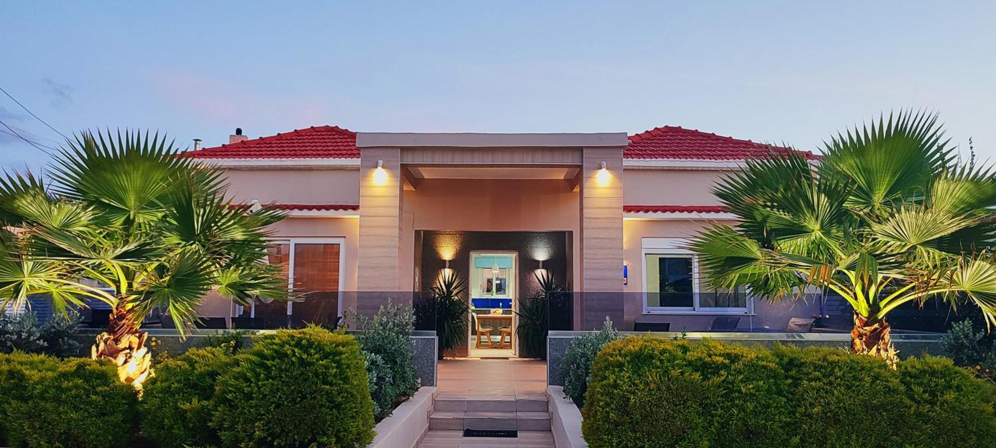 Luxury Villa Eva-Mari With Jacuzzi, 50M From The Beach Stalos Exterior foto