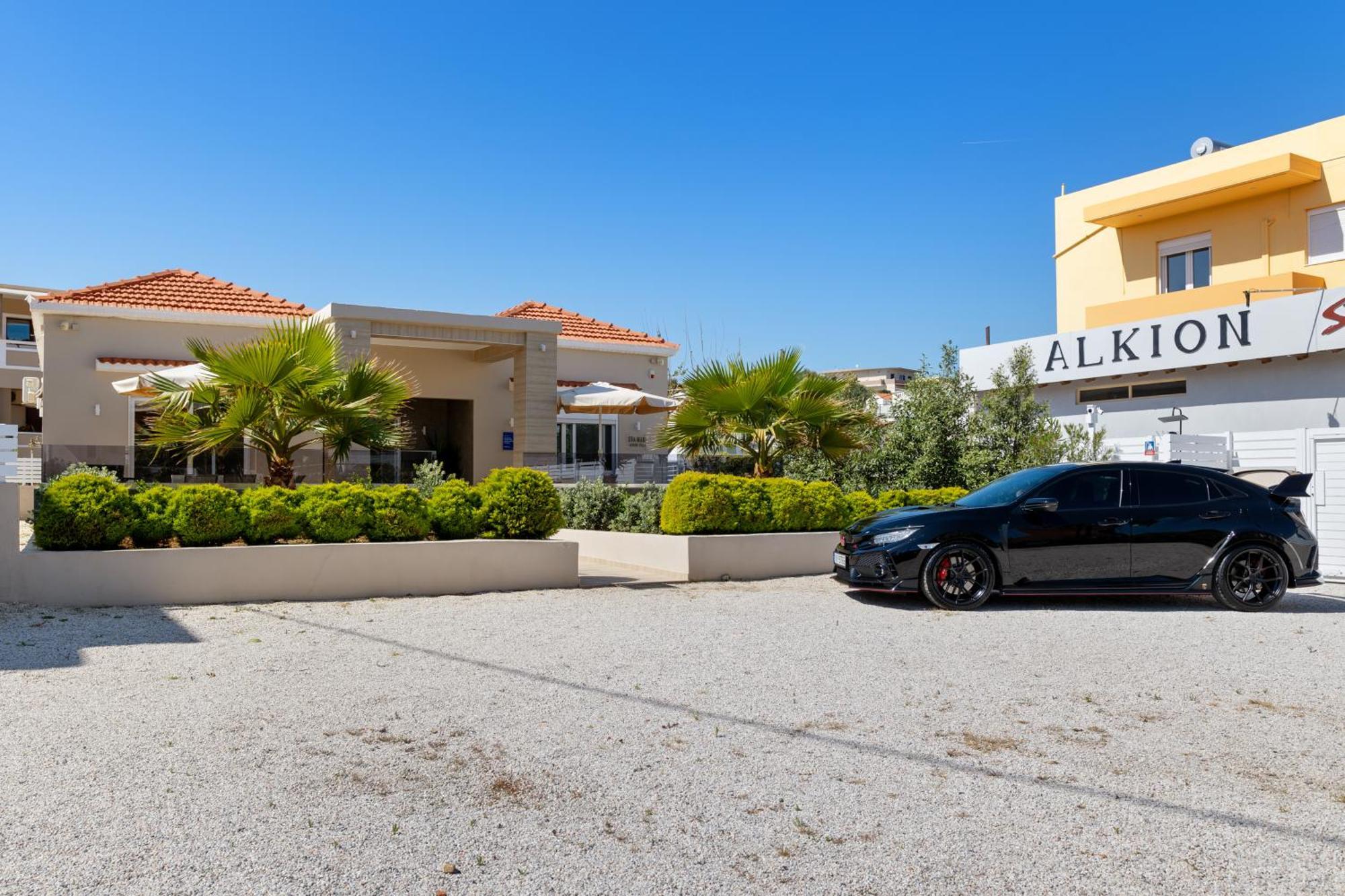 Luxury Villa Eva-Mari With Jacuzzi, 50M From The Beach Stalos Exterior foto
